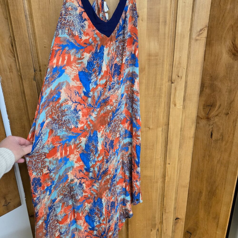 Roxy dress with... pockets! Slit in back by neck (not damaged). - Picture 2 of 7